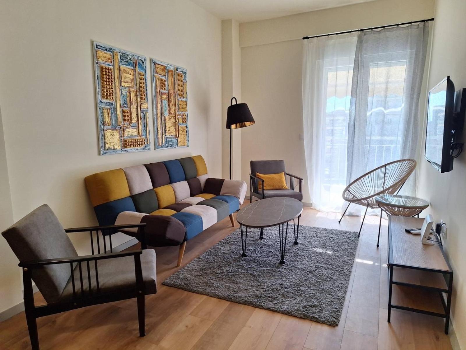 C.15 Vardan'S Apartment Tesalonika Bagian luar foto