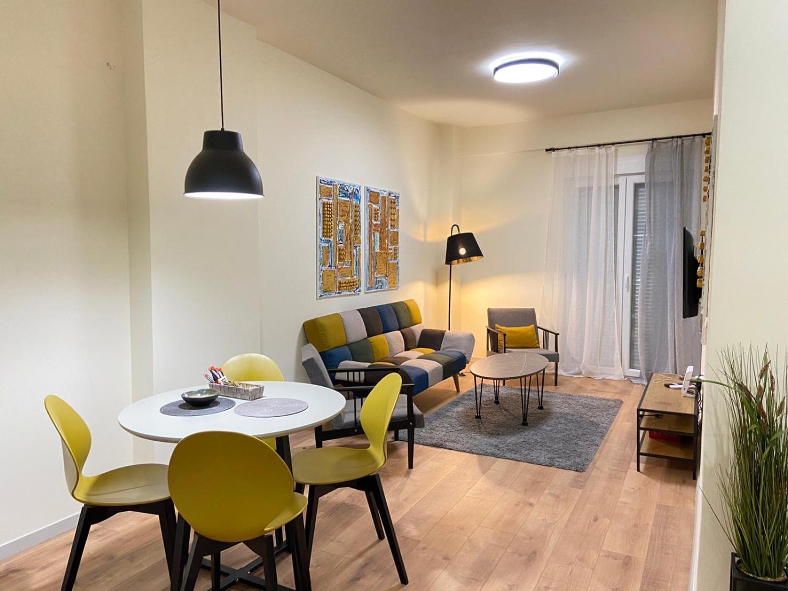 C.15 Vardan'S Apartment Tesalonika Bagian luar foto